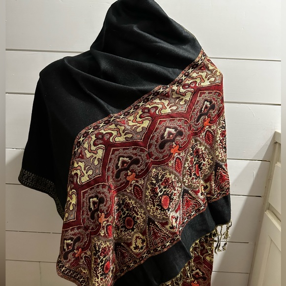 Pashmina Paisley Scarf Wrap Shawl Stole Black Red Glitter 100% Pashmina 69 X 27 - Picture 3 of 12